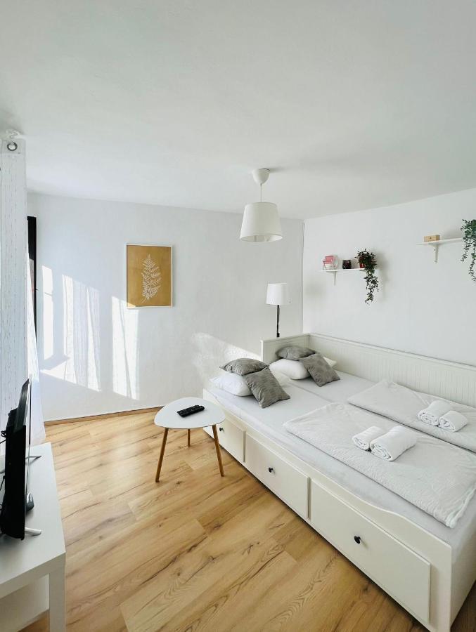 Sml Apartments 1 Izola Esterno foto