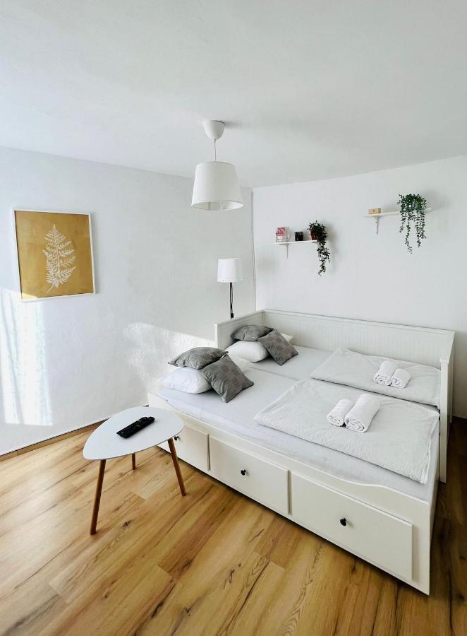 Sml Apartments 1 Izola Esterno foto